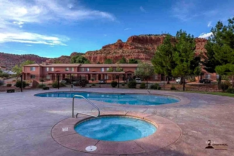Modern Townhome Close to Zion, Bryce Canyon & Trails in Kanab, Utah, United States — photo 4