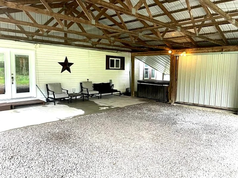 Riders Roost Cabin near ATV Trails and Hocking Hills in Nelsonville, Ohio, United States — photo 5