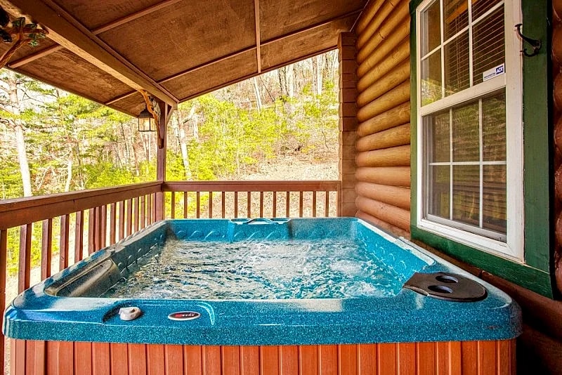 Serendipity: Private, Wood Fireplace, Hot Tub, Fire Pit, Grill in Sevierville, Tennessee, United States — photo 3