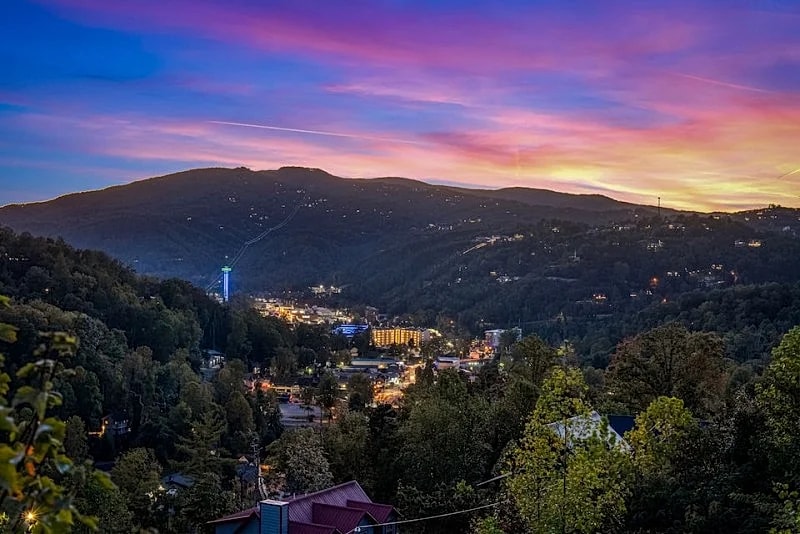 Helen's Amazing View: Hot Tub, Fireplace, Downtown Views in Gatlinburg, Tennessee, United States — photo 2