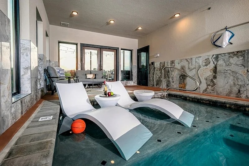 Lazzee River Getaway w/ Private Pool & Waterpark Access