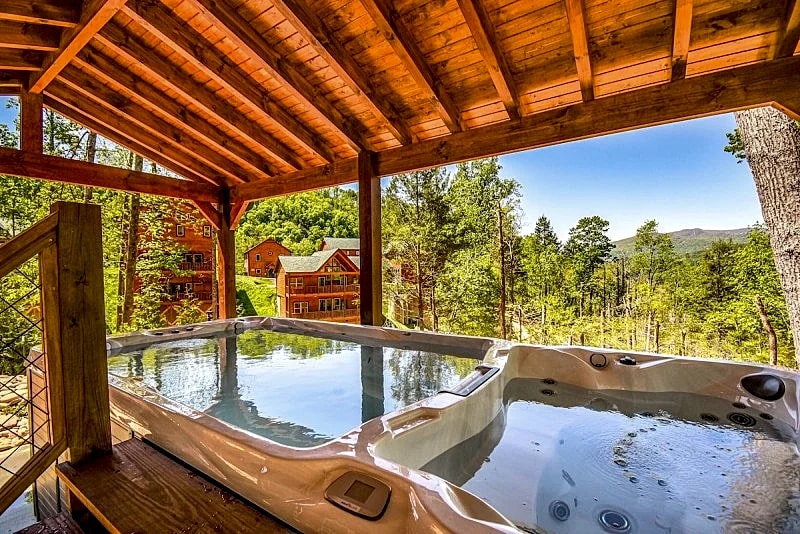 Gatlinburg Overlook Cabin: Private Swim Spa, Game Room in Gatlinburg, Tennessee, United States — photo 2