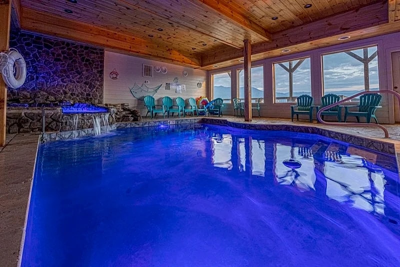 Swimmin 'N Da Clouds: Indoor Pool Firepit Pool Table, Hot Tub in Gatlinburg, Tennessee, United States — photo 5