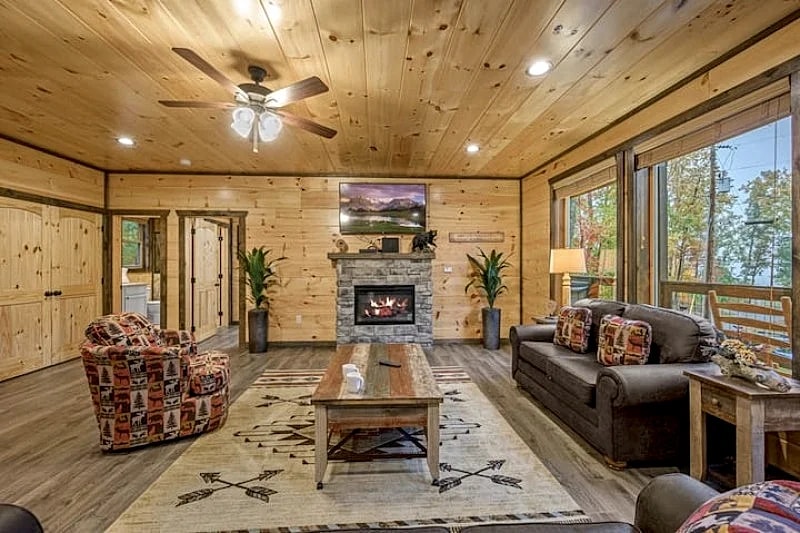 Pine Coney Island Cabin w/ Hot Tub, Fireplace, Game Room in Gatlinburg, Tennessee, United States — photo 5