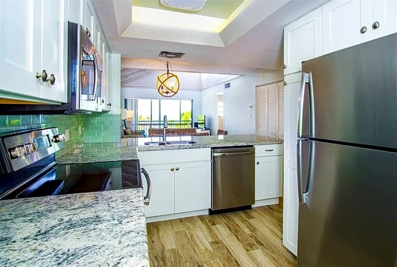 Marathon Key Beach Club E202 2BR 2BA Condo w/ Docks in Marathon, Florida, United States — photo 5