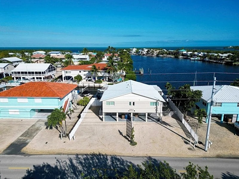 Reel Paradise I - 2BR/2BA Half Duplex w/ Pvt Pool & Dockage in Marathon, Florida, United States — photo 2