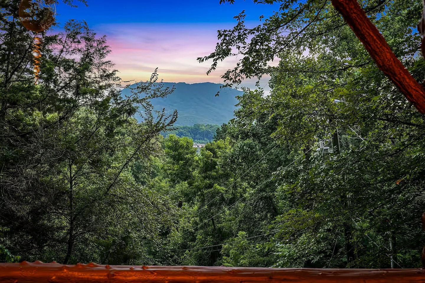 Sweet Annie | Dog-Friendly Pigeon Forge Cabin with Hot Tub in Sevierville, Tennessee, United States — photo 2