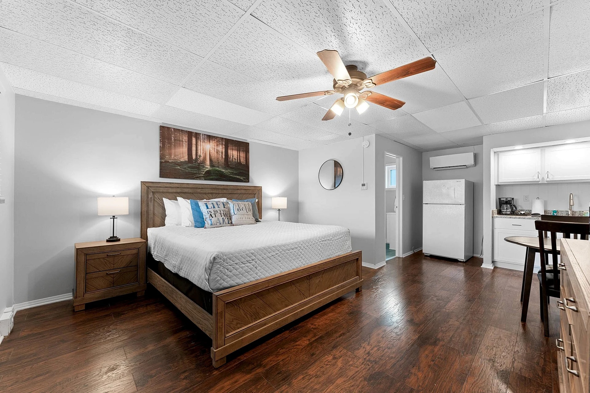 Lakeside Escape: Your Perfect Getaway! SC9 Suite