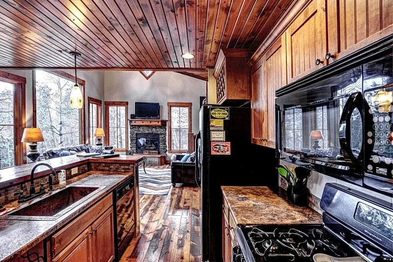 7th Heaven Lodge | South Dakota Vacation Home w/ Heated Pool in Lead, South Dakota, United States — photo 2