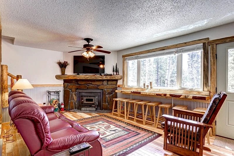 Big Jim`s Hideaway | 4 Bed, 3 Bath in Lead, South Dakota, United States — photo 5