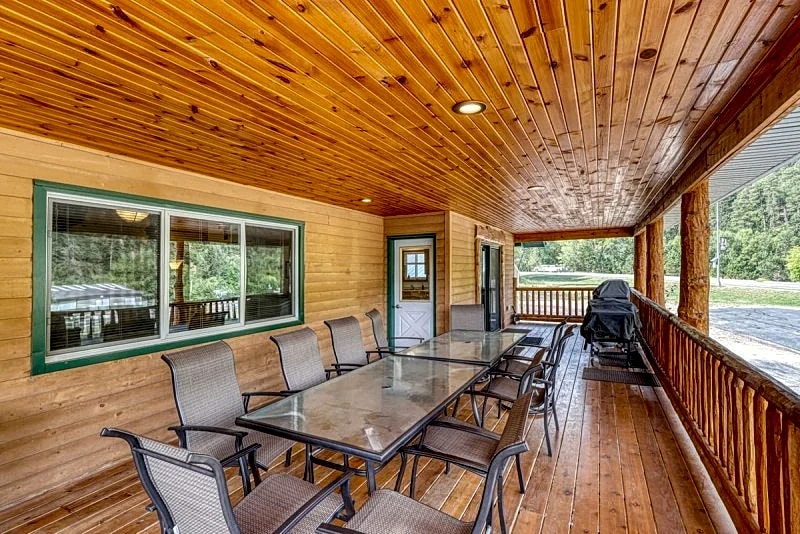 Buffalo Thunder Lodge: 7 Bed, 5 Bath in the Heart of the Black Hills in Deadwood, South Dakota, United States — photo 2