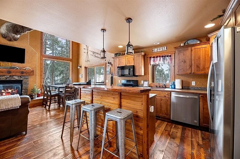 Cash's Sluice Lodge | Gilded Mountain 3 Bed, 3 Bath Vacation Rental in Lead, South Dakota, United States — photo 5
