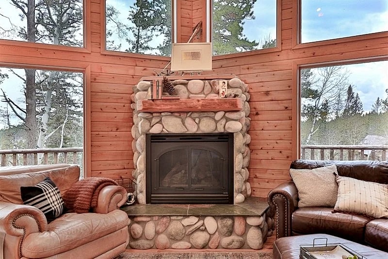 Deep Snow Lodge | 5 Bdrm w/Hot Tub & Game Room in Lead, South Dakota, United States — photo 3