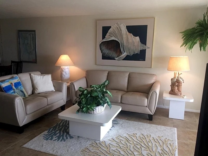 Oceanfront Condo at Sanddollar #B-202 - Panoramic View of Ocean - 3 Bedroom in Sanibel, Florida, United States — photo 2