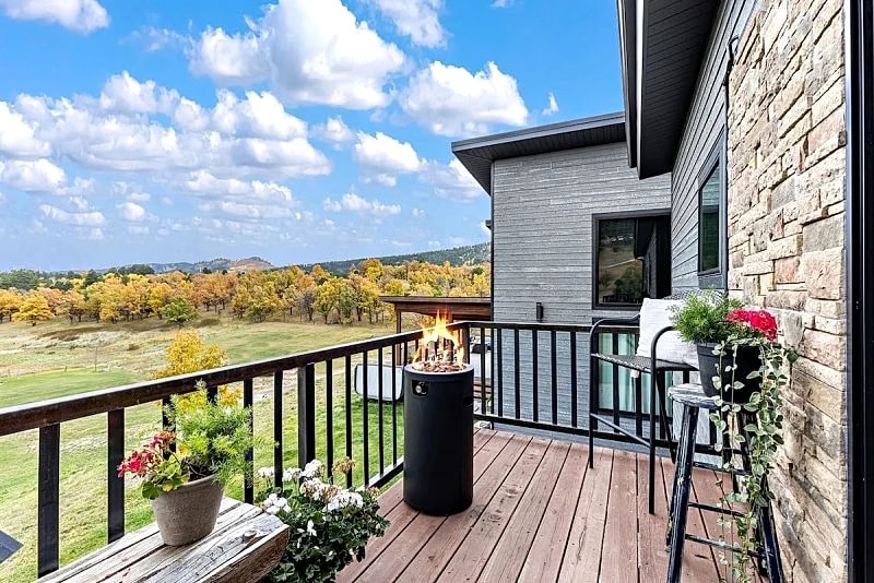 76 Ranch R&R | 2 Bed, 1 Bath in Lead, South Dakota, United States — photo 4