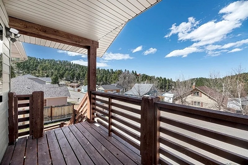 35 3rd street Upper Townhome | 2 Bed, 1 Bath in Lead, South Dakota, United States — photo 3