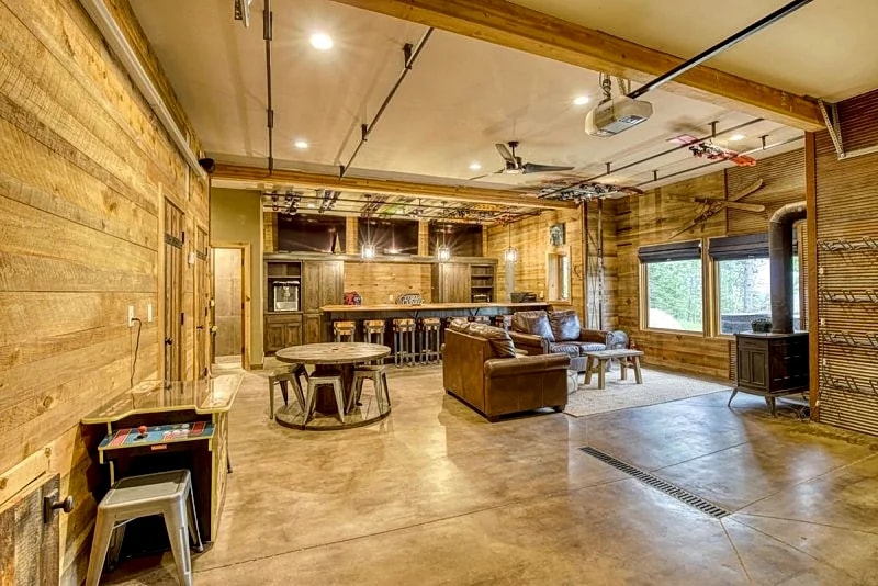 Apres Powder Haus | 4 Bed, 2 Bath in Lead, South Dakota, United States — photo 4