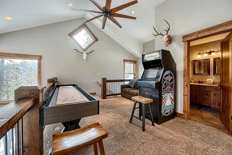 Blackhorn Lodge | 4 Bed, 3 Bath in Lead, South Dakota, United States — photo 5