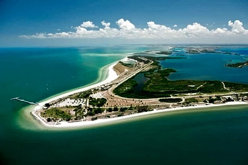 Share our piece of paradise - 85 Flip Flop Steps to the Beach in Bradenton Beach, Florida, United States — photo 3