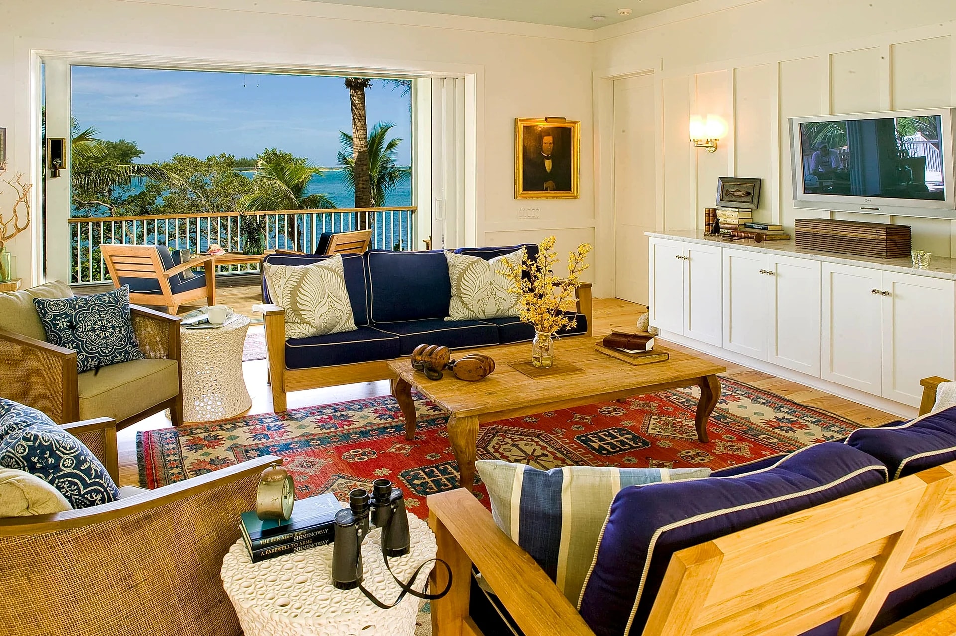 Private Island Retreat with Private Beach & Glorious Sunsets in Longboat Key, Florida, United States — photo 2