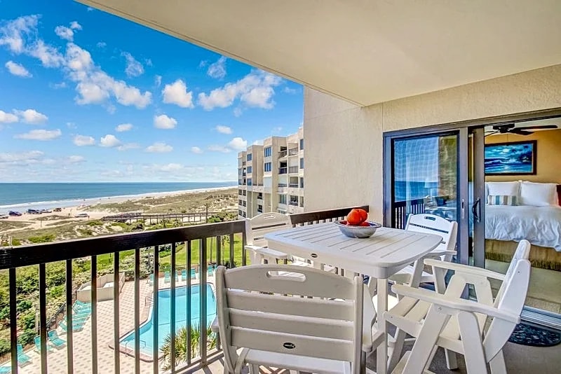 Oceanfront Condo, 2 King Master Suites, WiFi, HDTV, Pools, Tennis, Gated Resort in Fernandina Beach, Florida, United States — photo 4
