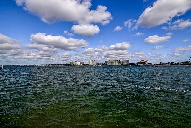 WATERFRONT -Madeira Beach Yacht Club 2 BR 1 Bath Condo, on Florida- Intercoastal in Madeira Beach, Florida, United States — photo 5
