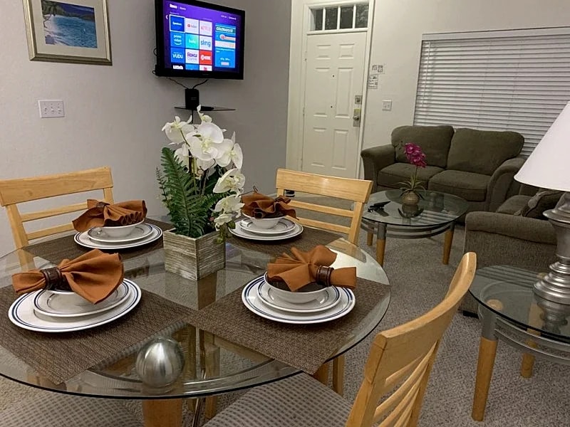 Beautiful 3 BR Townhome in Gated Community Close to All Attractions !!! in Kissimmee, Florida, United States — photo 2