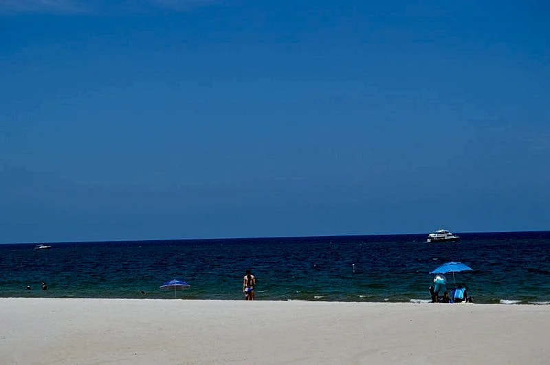 Just Steps to the Beach! Kick Off Your Shoes, Relax, You're at Beach Bungalow