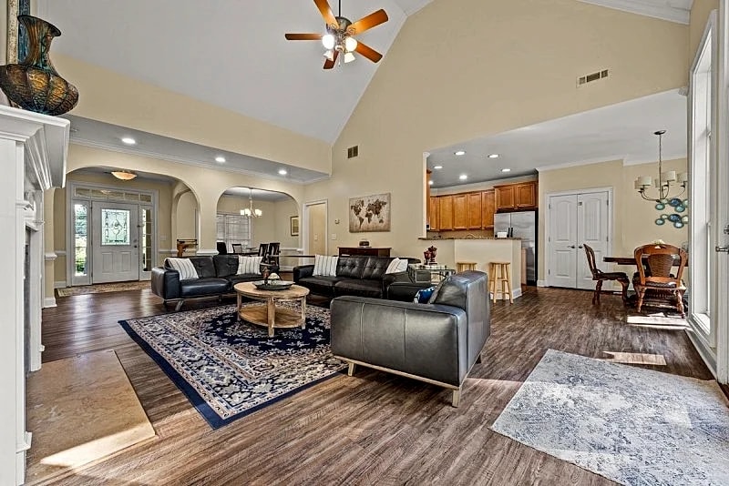 THE PEACHTREE ABODE in Tyrone, Georgia, United States — photo 2