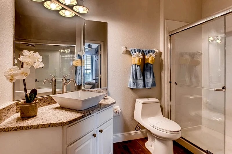 Mickey Mouse Cottage - Fully Upgraded Condo in Windsor Hills. 2 Miles to Disney! in Kissimmee, Florida, United States — photo 2