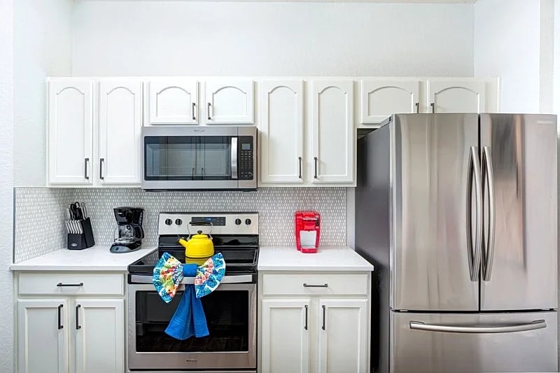 Mickey Mouse Cottage - Fully Upgraded Condo in Windsor Hills. 2 Miles to Disney! in Kissimmee, Florida, United States — photo 5