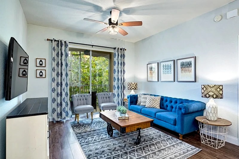 Mickey Mouse Cottage - Fully Upgraded Condo in Windsor Hills. 2 Miles to Disney! in Kissimmee, Florida, United States — photo 3