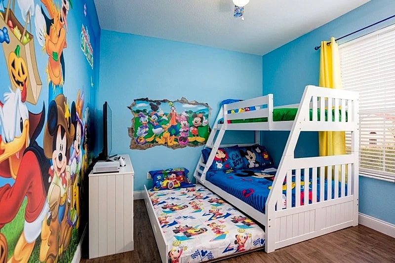 Mickey Mouse Cottage - Fully Upgraded Condo in Windsor Hills. 2 Miles to Disney! in Kissimmee, Florida, United States — photo 2