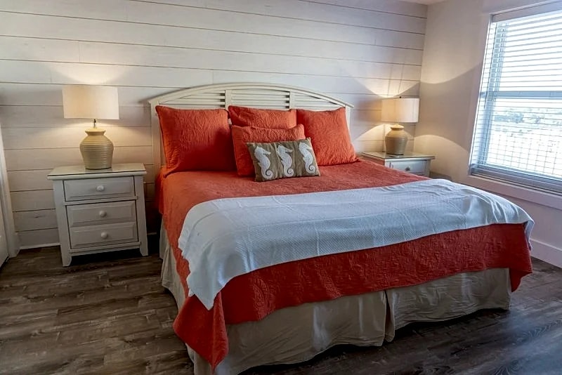 8th floor oceanfront 2bdrm "Platinum Rated" Great rates for 2026 in Miramar Beach, Florida, United States — photo 5