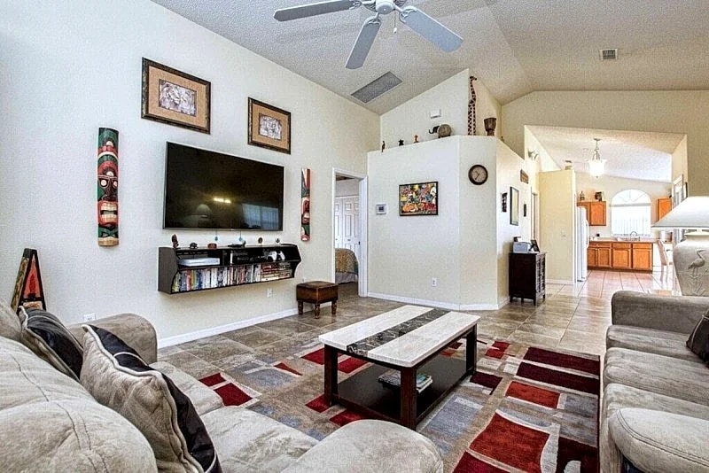 Hakuna Ma'Cottage - Southern Pool, Privacy Fence! in Kissimmee, Florida, United States — photo 3
