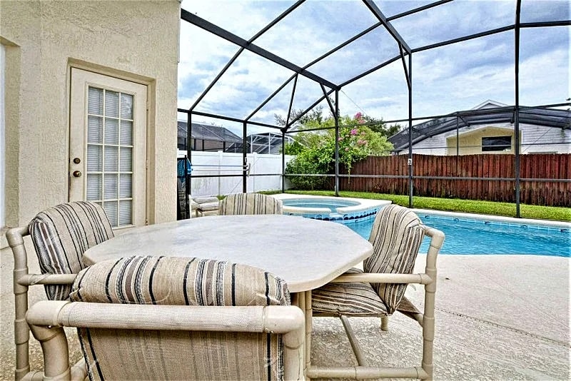 Star Wars Themed Villa, Southern Pool with Spa, Privacy Fence, Game Room! in Kissimmee, Florida, United States — photo 3
