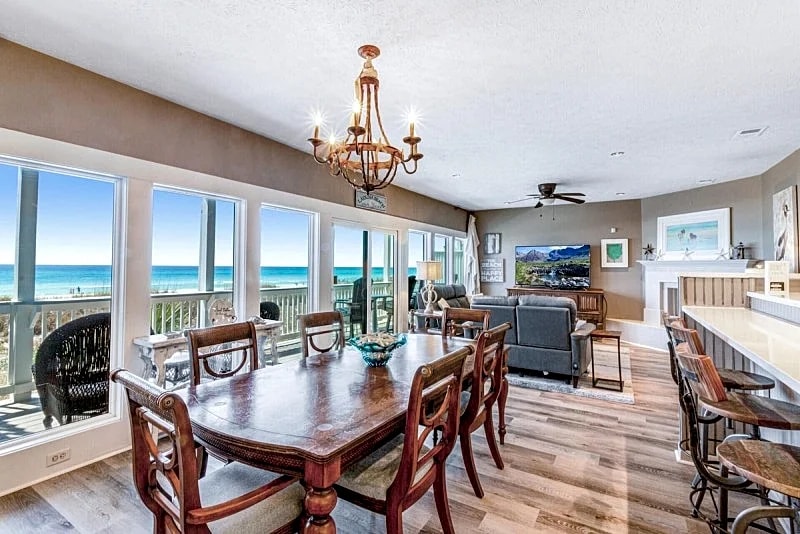 Oceanfront, 1st Floor (Lower), Fully-Updated, Luxurious 3-BR, 3-Bath Condominium in Panama City Beach, Florida, United States — photo 3