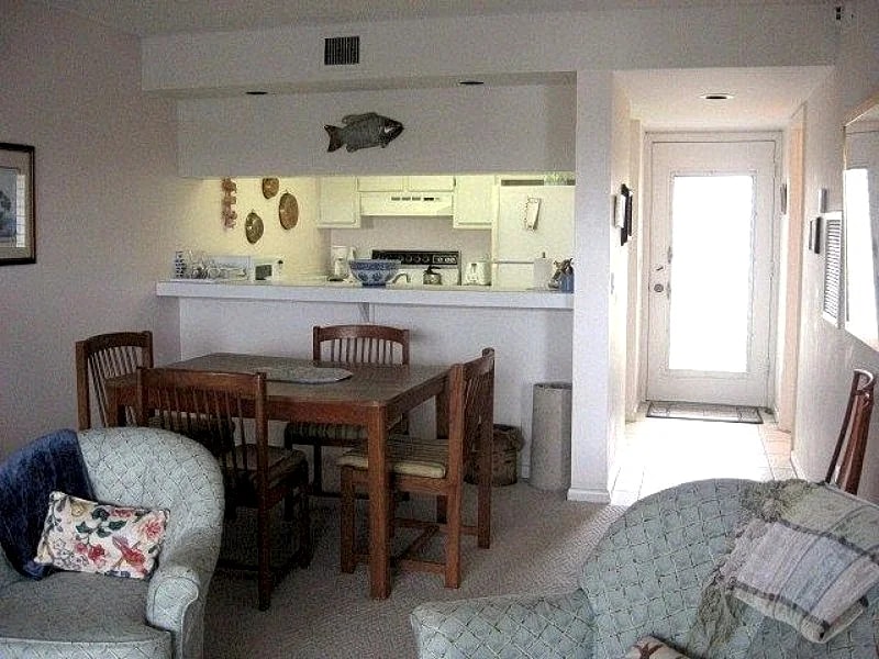 comfy condo, beachside Marriott resort in Stuart, Florida, United States — photo 4