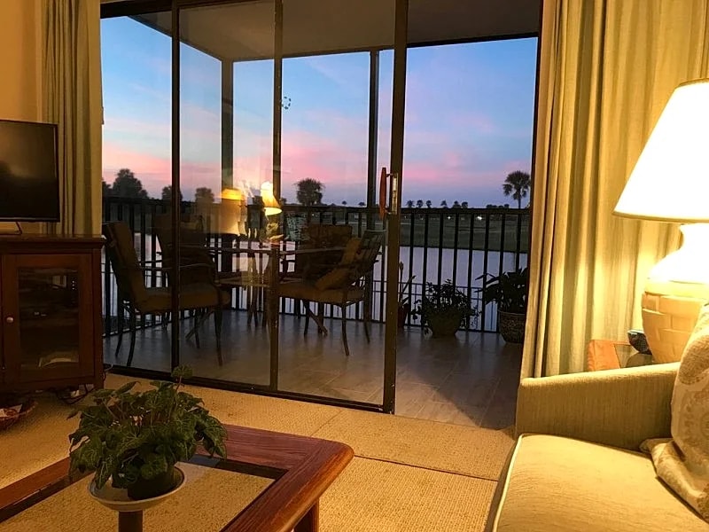 comfy condo, beachside Marriott resort in Stuart, Florida, United States — photo 2