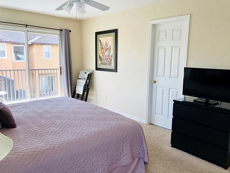 4 BR unit with 2 King Size Ensuite BR , 3 Mi to Disney, 1 min to Pool, Free WiFi in Kissimmee, Florida, United States — photo 4