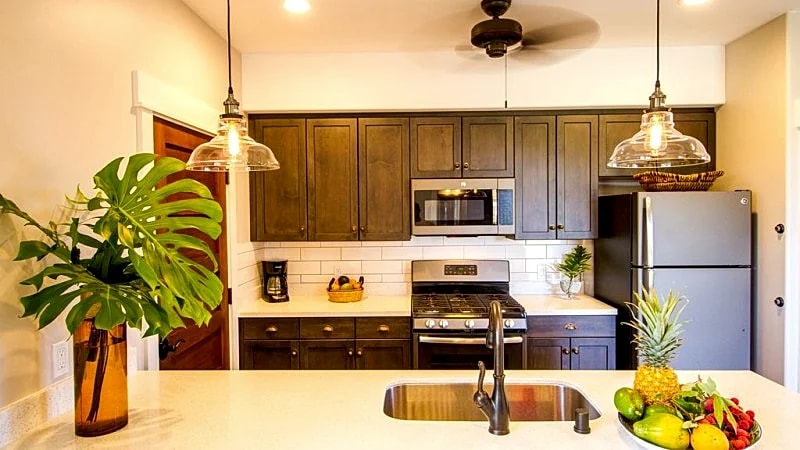 Hale Minoaka by Destination Kauai - Poipu Beach Estates Exquisite Cottage in Koloa, Hawaii, United States — photo 2