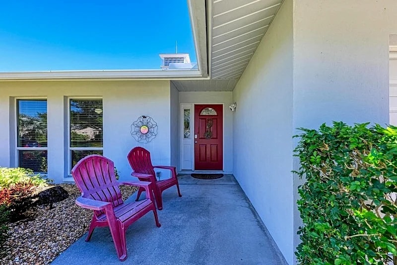 Your Dream Pool Home in Sarasota: #1 Siesta Key Beach a short drive in Sarasota, Florida, United States — photo 3