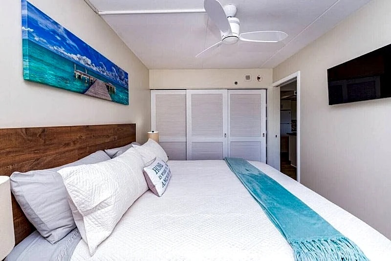 1201 · Ilikai Collection # 6.Luxury & beachfront location in Honolulu, Hawaii, United States — photo 3