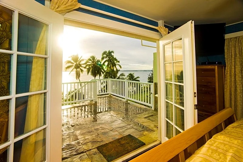 Stunning, majestic, oceanfront location, with an unmatched view. Hilo 2 miles. in Hilo, Hawaii, United States — photo 5
