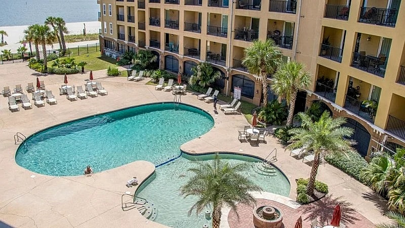 Beachfront Condominium Vacation Rental, Inn by the Sea Unit 722 in Pass Christian, Mississippi, United States — photo 1