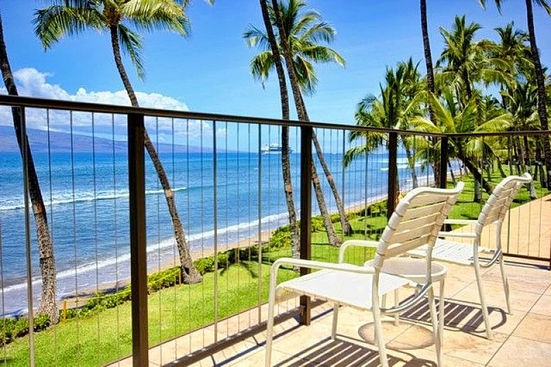 Easy Accessible Oceanfront Luxury Townhome in Puamana in Maui County, Hawaii, United States — photo 4