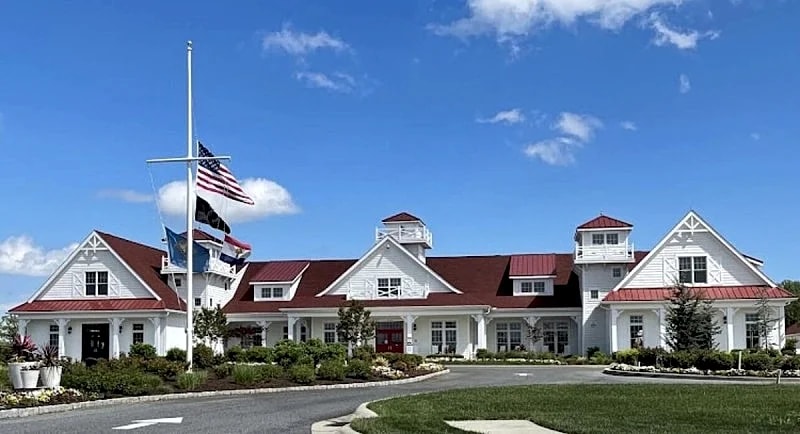 Coastal Club Community Resort Style Amenities - 6 BR's 4 Baths in Lewes-Rehoboth in Lewes, Delaware, United States — photo 3