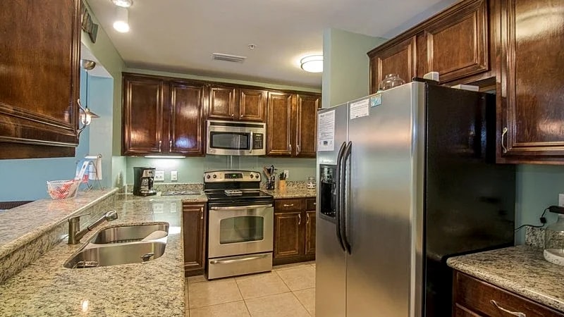 Already Dreaming Of A White Sand Winter? 2 Bedroom / 2 Bath- Sleeps 6! in Pass Christian, Mississippi, United States — photo 5