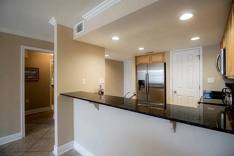 Pretty Condo, Newly Decorated, Perfect for TDY & Beach Visitors! in Biloxi, Mississippi, United States — photo 2