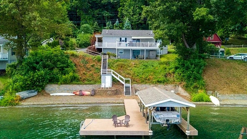 Crystal Waters - Enjoy Beautiful Sunrises on Keuka Lake!